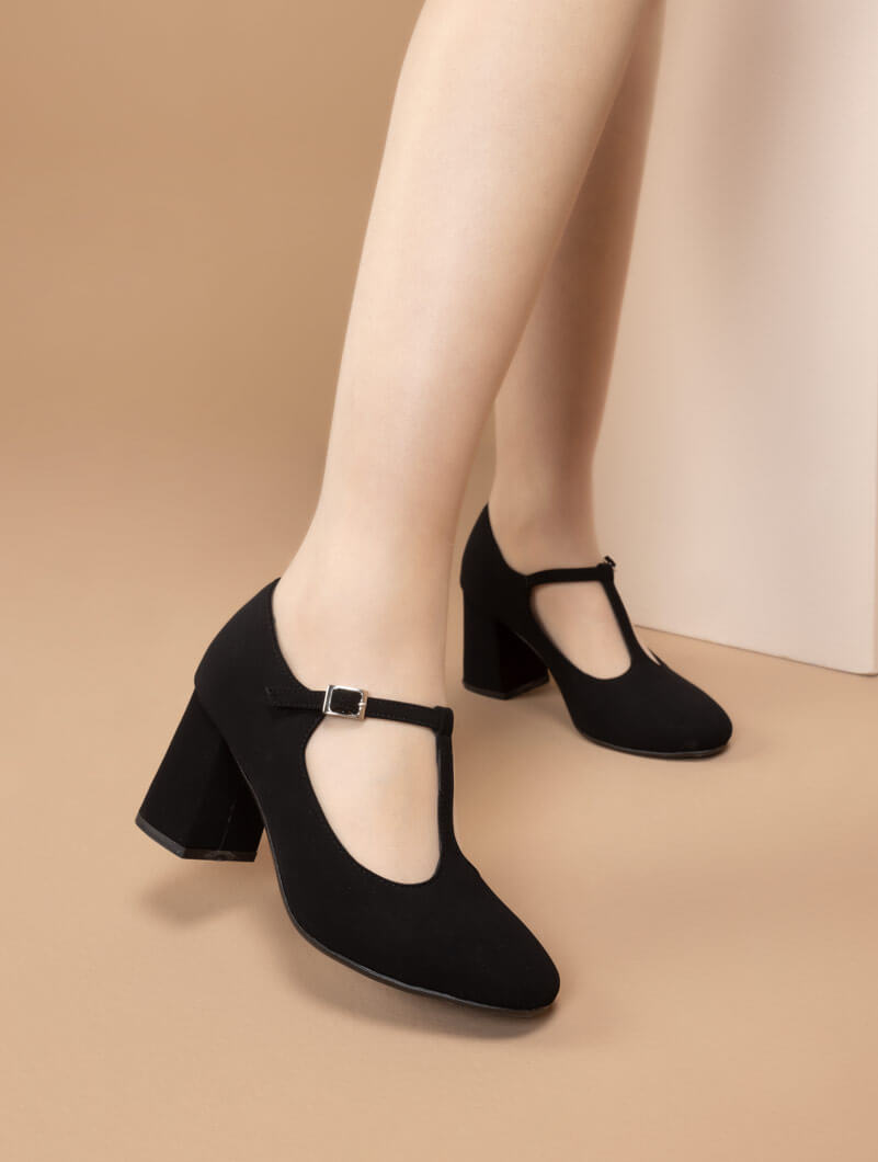 Escarpins à lanière